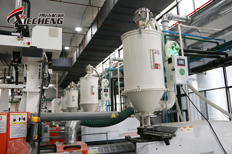 Plastic drying equipment for injection molding applications