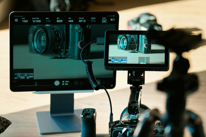 Taking a close-up shot with the camera